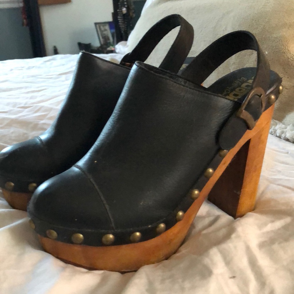 Woodies by Jeffrey Campbell size 7 amazing!